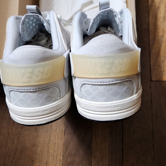 NikeSB Eric Koston Huarache 9.5 Mens NWT/NIB - Picture 4 of 11